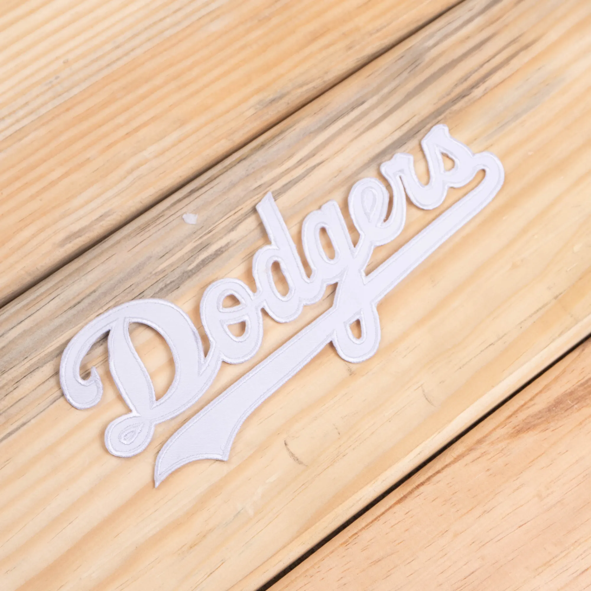 Los Angeles Dodgers White Script Embroidered Patch - Image 3